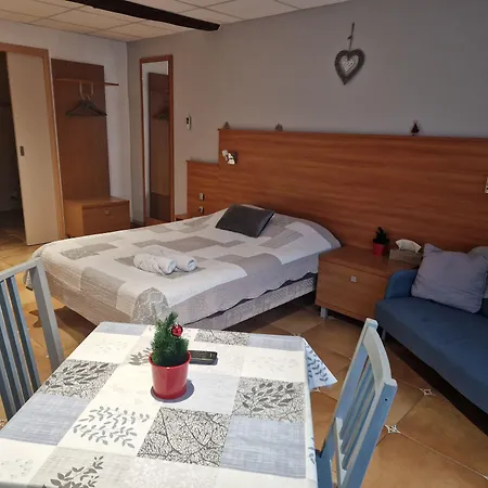 Bed & Breakfast Chez Anabel Et Stephane 3*